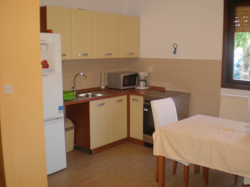Apartment Ms Пула Екстериор снимка